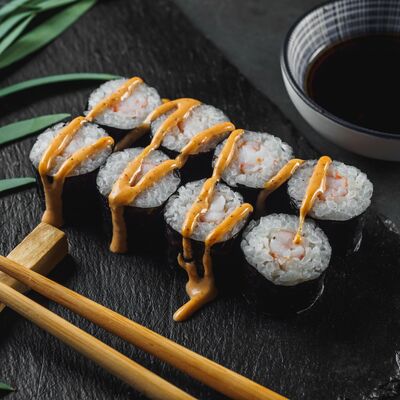 Ролл с креветкой в Maki Family по цене 159