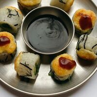 Запечённый ролл с лососем в Da Sushi