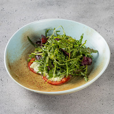 Сладкие томаты со страчателлой в Раковарня на Пятницкой по цене 820 ₽