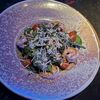 Руккола с креветками и кедровыми орешками в Veranda Bar по цене 700
