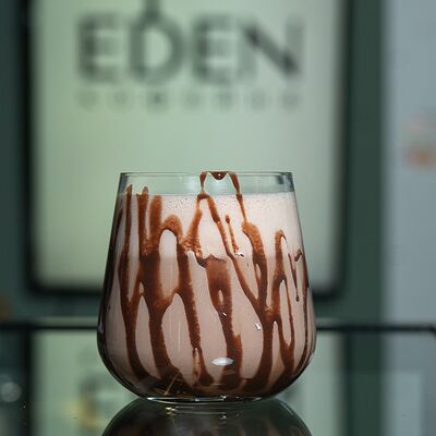 Горячий шоколад в Eden по цене 270 ₽