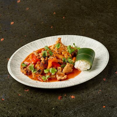 Свинина в кисло-сладком соусе в Sumo Izakaya по цене 760 ₽