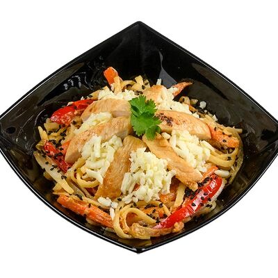 Wok с курицей и сыром в соусе терияки в Джей Сан Иглино по цене 390 ₽