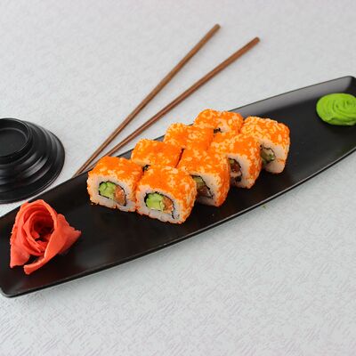 Калифорния с лососем в SUSHIGO по цене 642 ₽