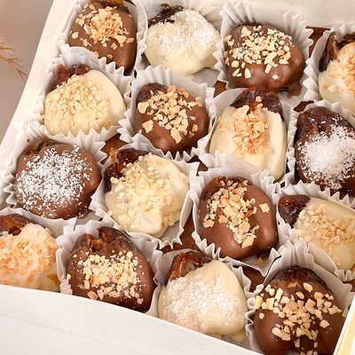 Финики в бельгийском премиальном шоколадев Букет Альфред I клубника в шоколаде и букеты по цене 2990 ₽