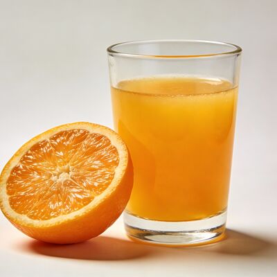 Свежевыжатый апельсиновый сок в Легенда по цене 440 ₽