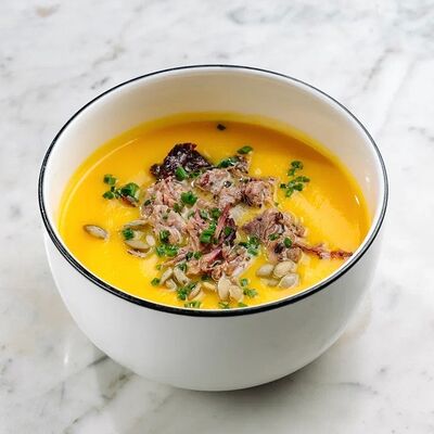 Тыквенный крем-суп с брискетом в Гент по цене 625 ₽