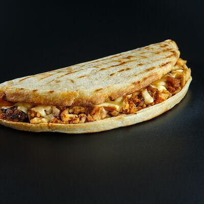 Пицца с курицей и халапеньо в Пицца мания по цене 290 ₽