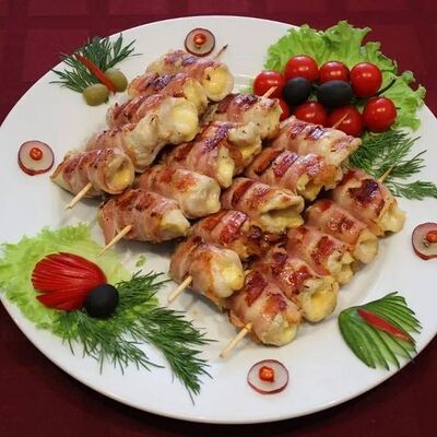 Куриное филе в беконе в Старая Сербия по цене 1650 ₽
