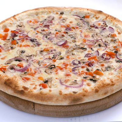 Пицца Овощная Жюльен в ЧиллМил по цене 914 ₽