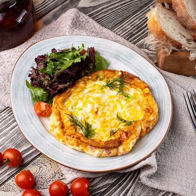 Омлет с ветчиной в Линдфорс по цене 555 ₽