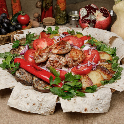 Садж-кебаб из телятины в Кавказский аппетит по цене 690 ₽