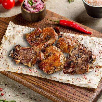 Шашлык ассорти из баранины в Halal Grill по цене 1390 ₽