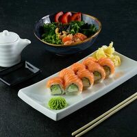 Лосось в квадрате в Баклажан в ТЦ 