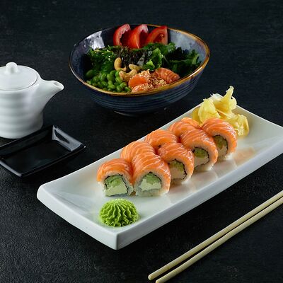 Лосось в квадрате в Баклажан в ТЦ 