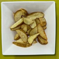 Картофель по-деревенски в Minato Halal Kitchen