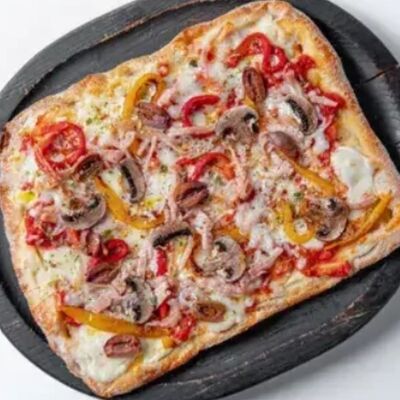 Пицца ветчина с грибамив VASILCHUKI Chaihona №1 по цене 780 ₽