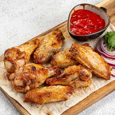 Шашлык из куриных крыльев в Шашлык - BBQ по цене 619 ₽