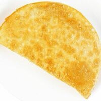 Чебурек с мясом и джусаем в Basilic Express
