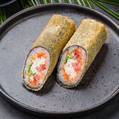 Стрит-ролл с крабом темпура в Рыба закусывала по цене 459 ₽