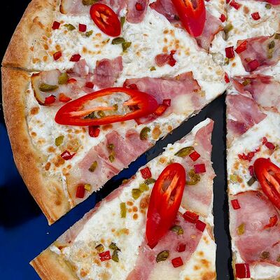 Пицца Чилийская 25см (Острая) в Панда Бистро по цене 621 ₽