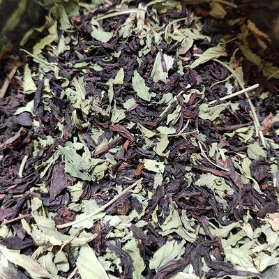 Черный чай листовой с мятой в Зелёный Домик по цене 135 ₽