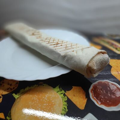 Люля-кебаб из баранины в лаваше в Food39Court по цене 380 ₽