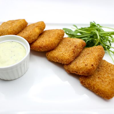 Жареный сулугуни с соусом Тартар в Собрание по цене 725 ₽