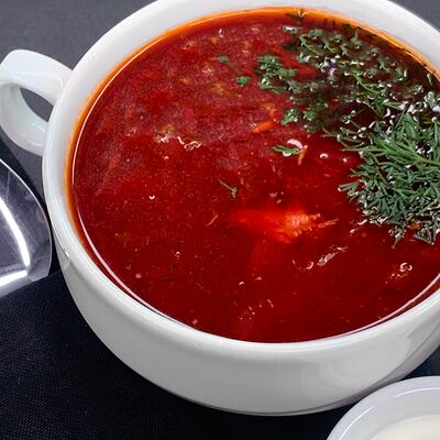 Борщ в Brauny по цене 300 ₽