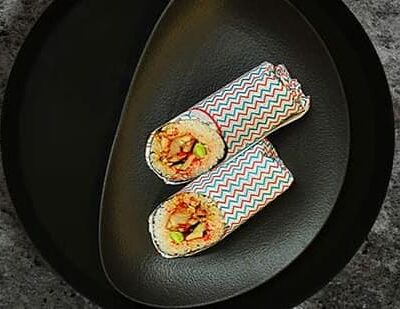 Суширрито цыпленок, тобико, спайси Хl в Papaya по цене 444 ₽