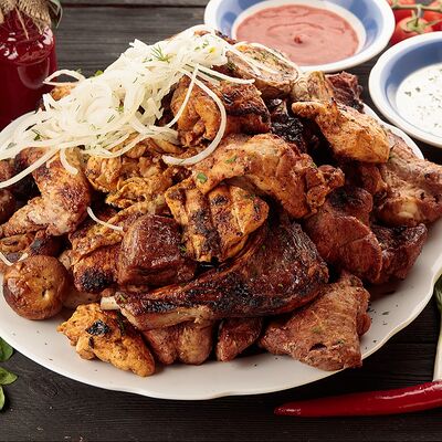 Сет Новогодний большой на 10 человек в Шашлык юга Краснодар по цене 9380 ₽