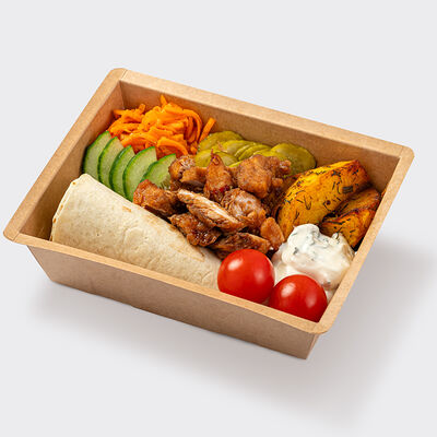 Шаверма с цыпленком На тарелке в UPPETIT по цене 336 ₽