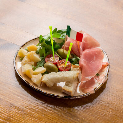 Мини-таглиере в Perbacco Italian Restobar по цене 900 ₽