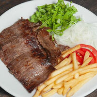 Донер говядина в тарелке в Hot Chicken