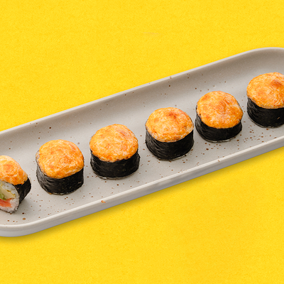 Запеченный ролл лосось в Чико по цене 620 ₽