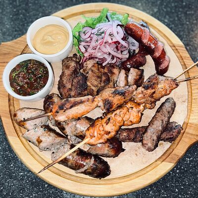 Ассорти гриль в BBQ Smoker Bar по цене 1799 ₽