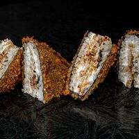 Суши-сендвич с угрем в DiVa Rolls