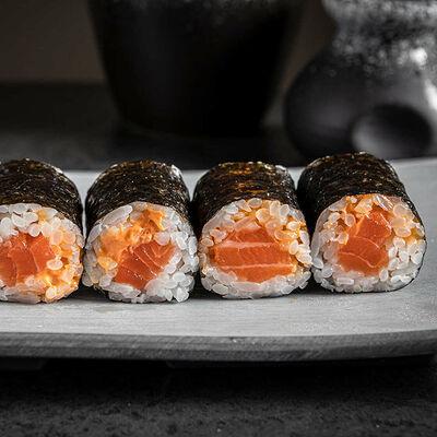 Ролл Спайси Сяке маки в Качуко по цене 360 ₽