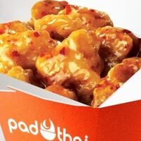 Оранж чикен на рисе в Pad Thai