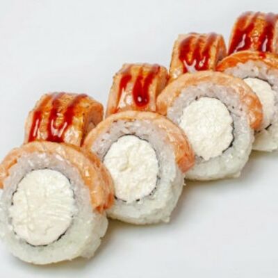 Филадельфия карамельная в Лютые роллы по цене 930 ₽