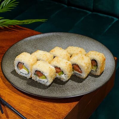 Горячий ролл Филадельфияв Sreda по цене 660 ₽