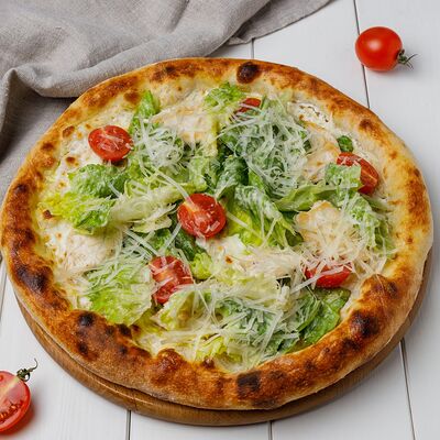 Пицца Цезарь с курицей в Massimo Pizzeri по цене 830 ₽