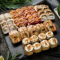 Сет Криспи в Кухня МОМО