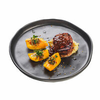 Стейк из конины на гриле в ИТЛЕ Стейк-кафе Halal