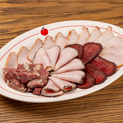 Тарелка мясных деликатесов в Казак по цене 1000 ₽