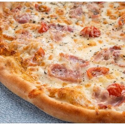 Пицца Карбонара в Foodlink по цене 700 ₽