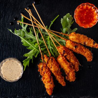 Креветки криспи с ореховым соусом и сладким чили в HEDONIST по цене 23 р.