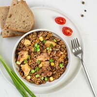 Тушёная курочка с рисом и овощами в Лё Тушён