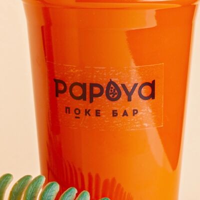 Свежевыжатый морковный сок в Papaya по цене 365 ₽