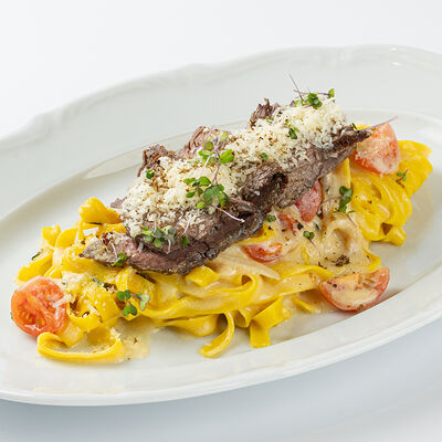 Паста с ростбифом, трюфелем и белыми грибами в Магадан по цене 989 ₽